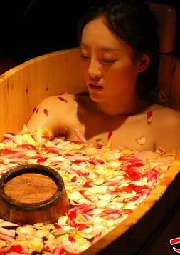 女体宴海报
