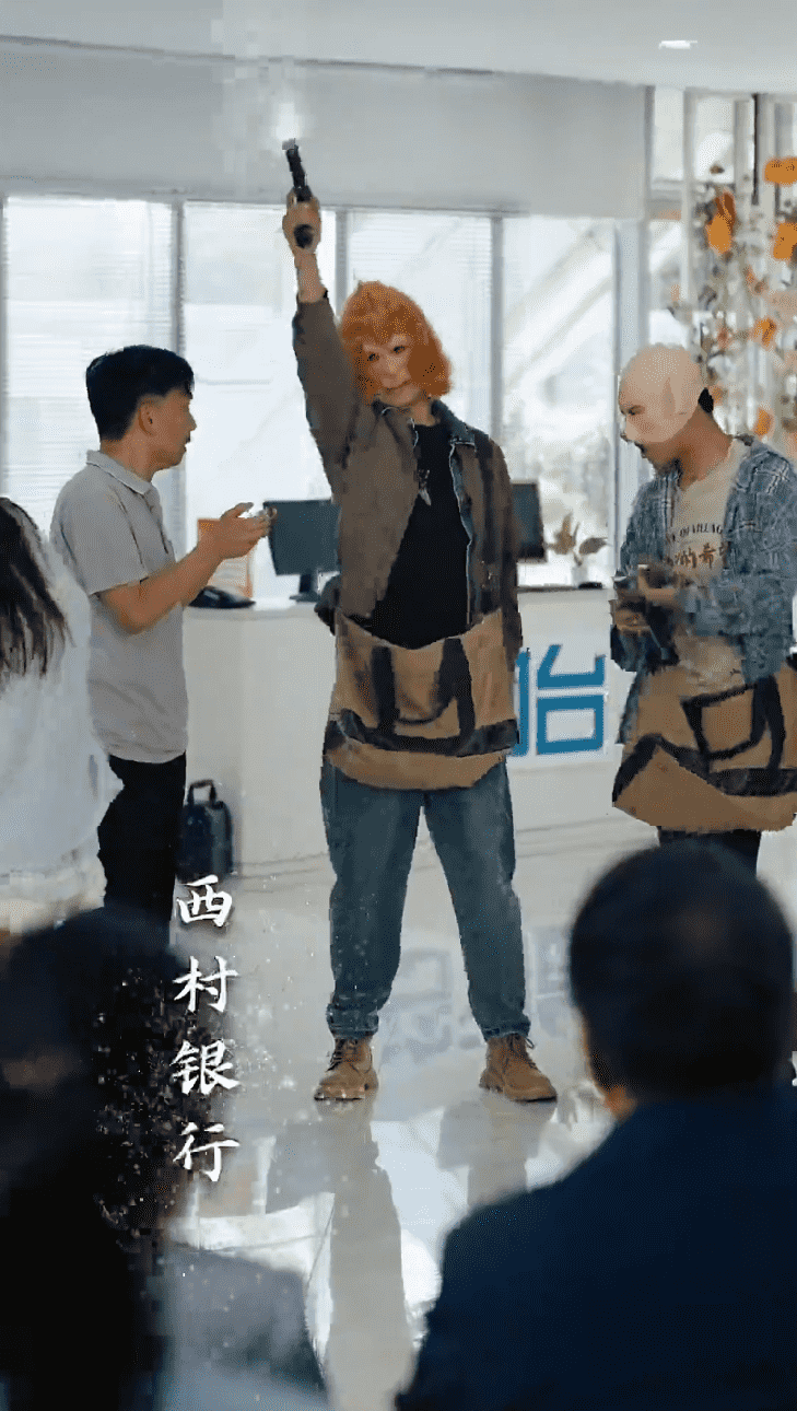 求求你收手吧，演习早结束了海报