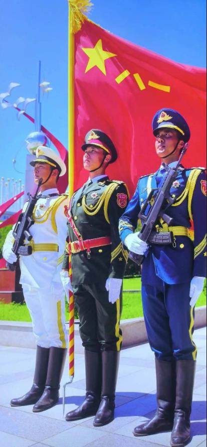 阅兵合集海报